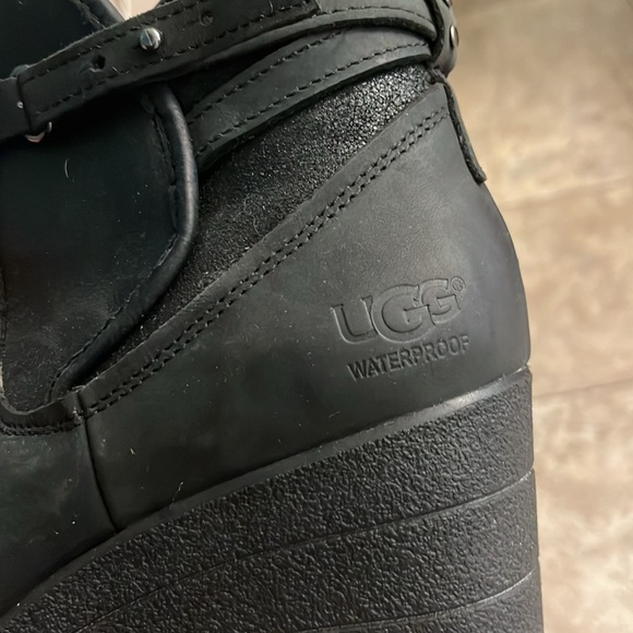 Black UGG dress boots - Picture 8 of 8